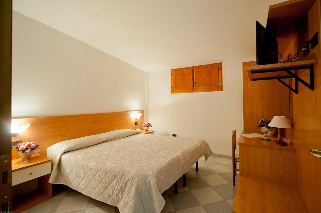 Hotel Il Quadrifoglio Cascia Zimmer foto