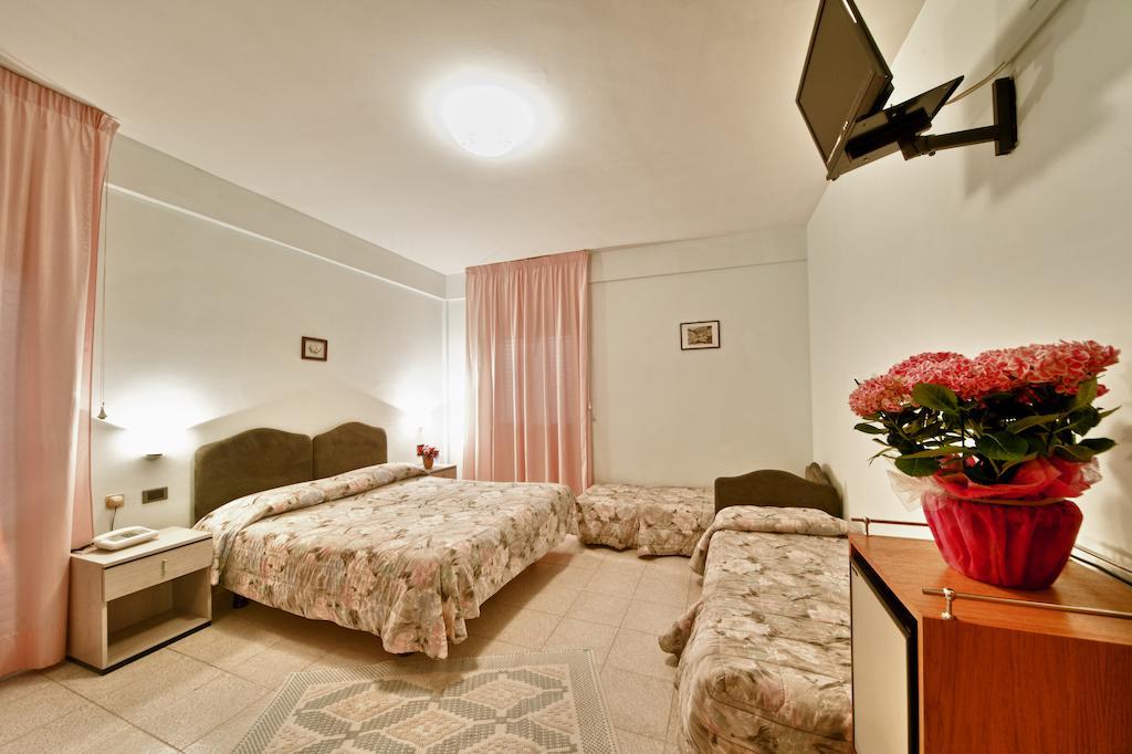 Hotel Il Quadrifoglio Cascia Zimmer foto