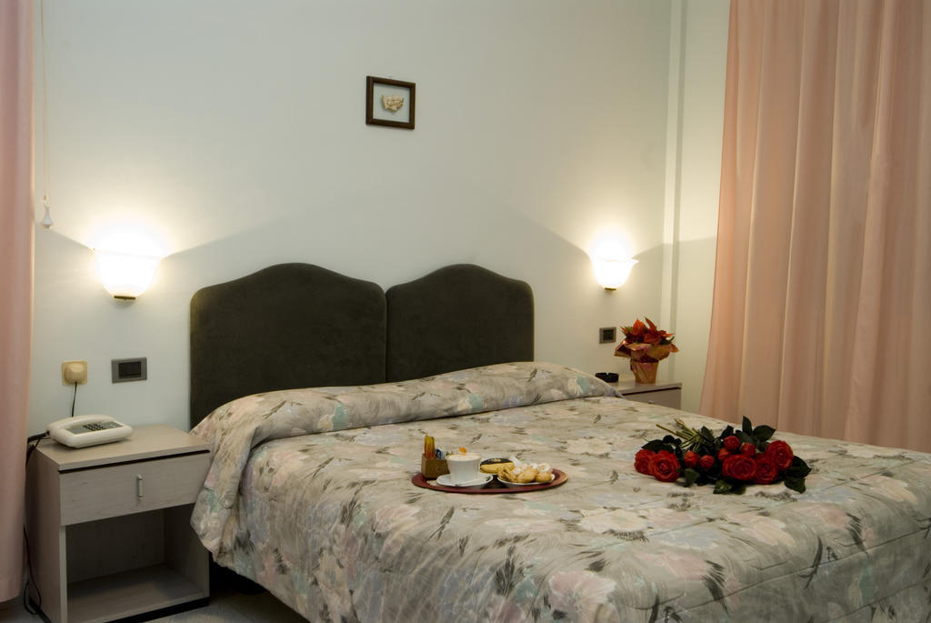 Hotel Il Quadrifoglio Cascia Zimmer foto